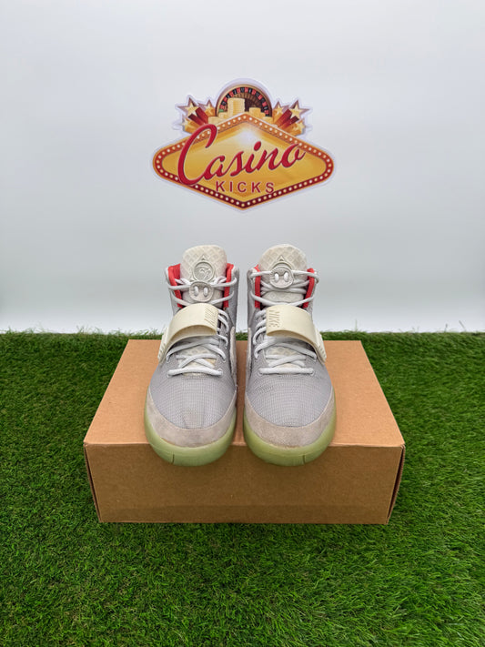 Nike Yeezy 2 Pure Platinum