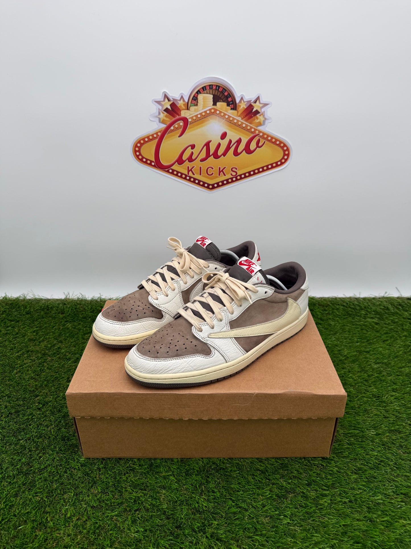 Travis 1 Low Reverse Mocha