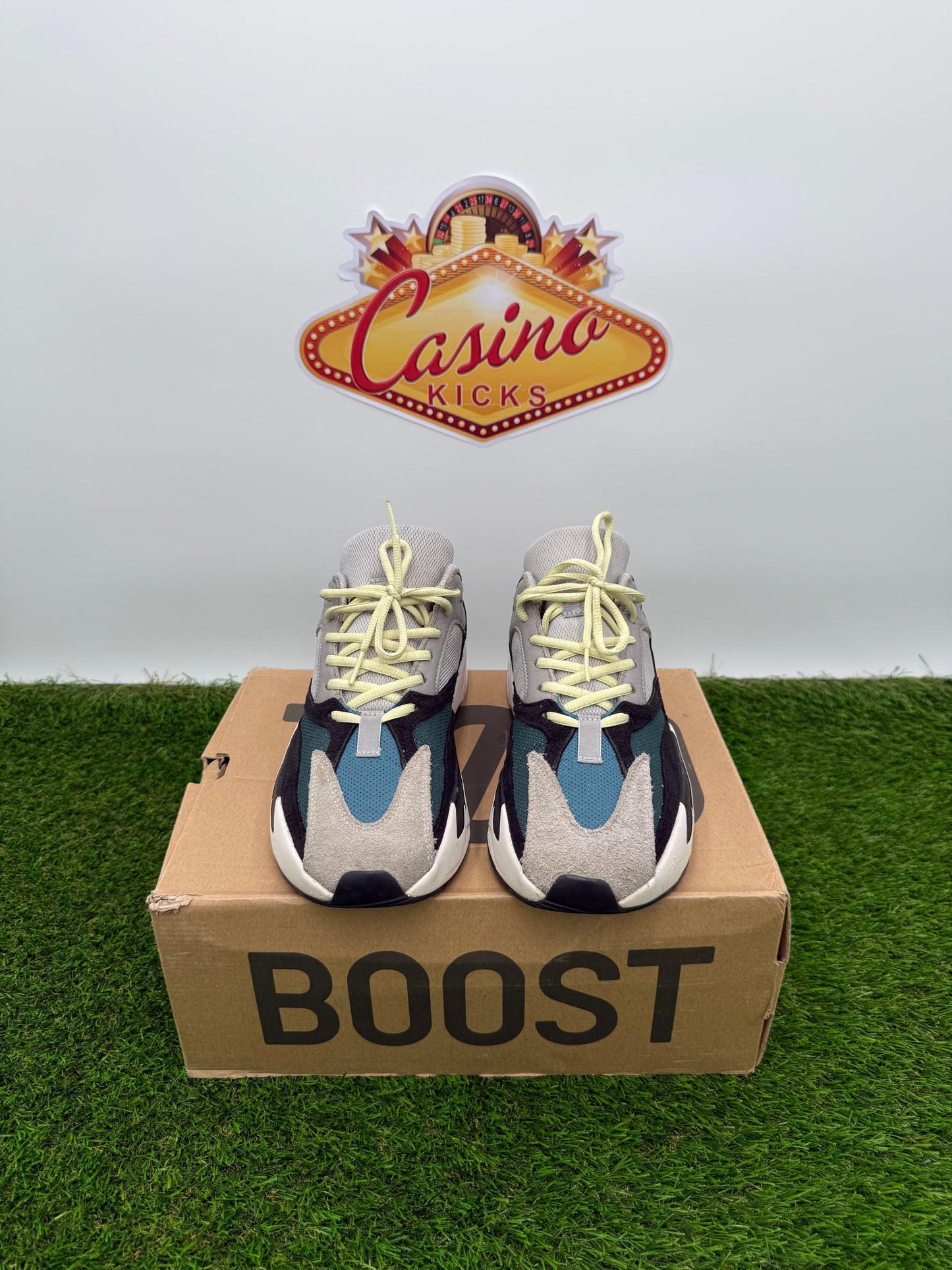 Yeezy 700 Wave Runner