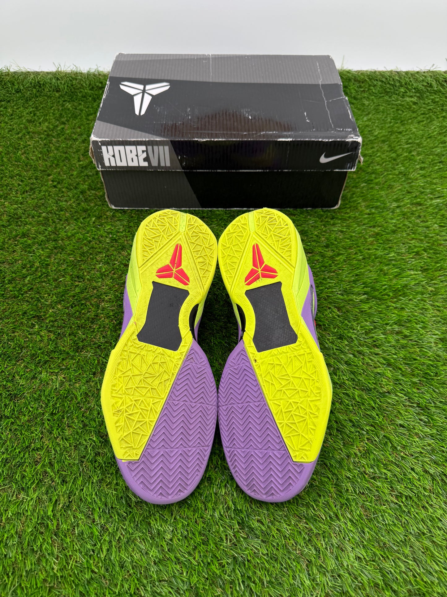 Christmas Kobe 7’s