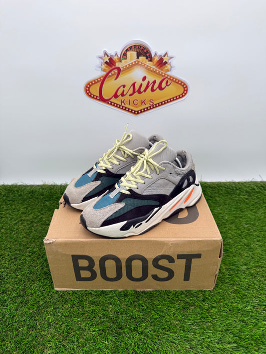 Yeezy 700 Wave Runner