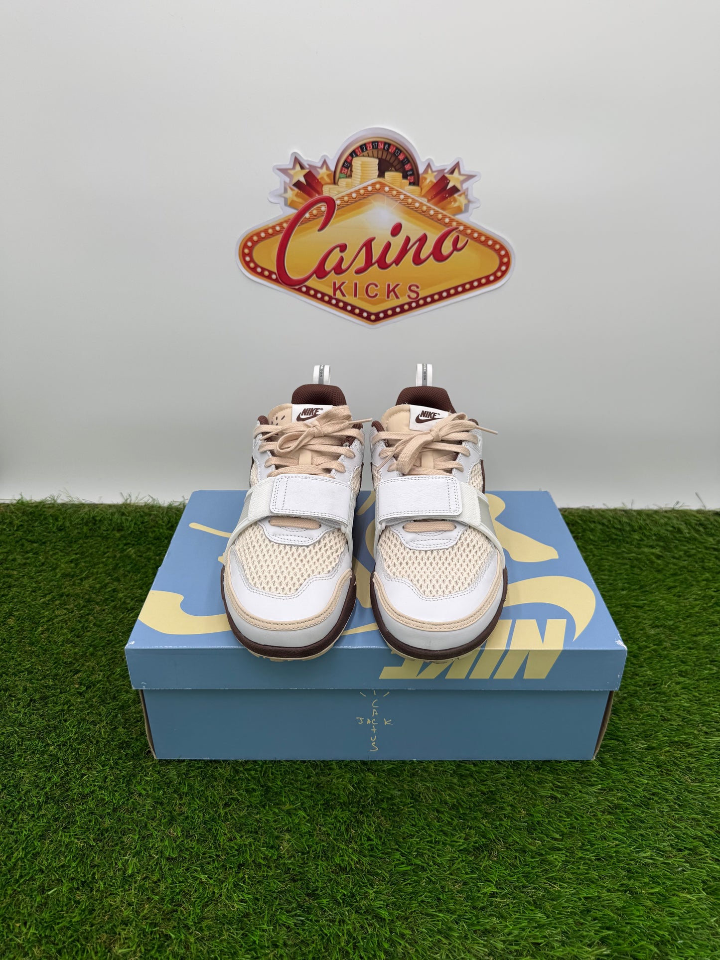 Travis Zoom Field Jack